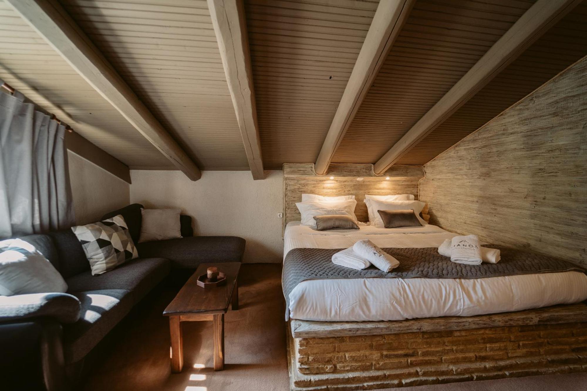 Afanos Guesthouse Arachova Pokoj fotografie