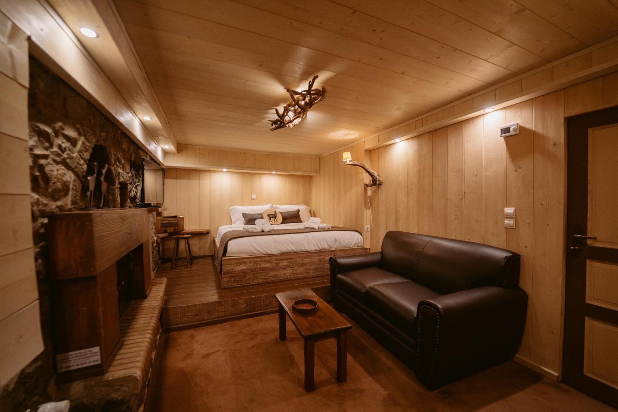 Afanos Guesthouse Arachova Pokoj fotografie
