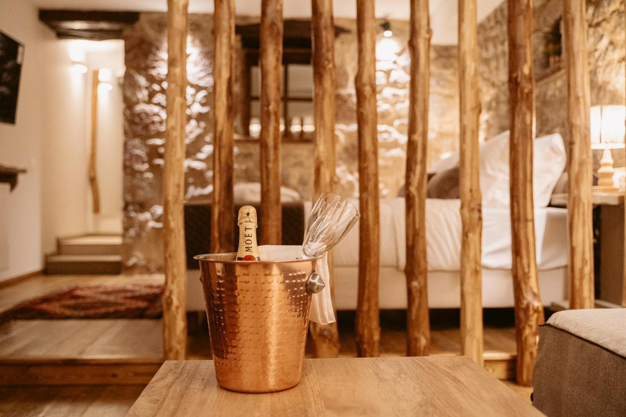 Afanos Guesthouse Arachova Pokoj fotografie