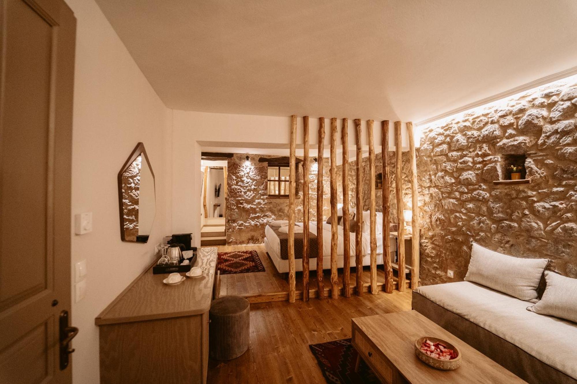 Afanos Guesthouse Arachova Pokoj fotografie